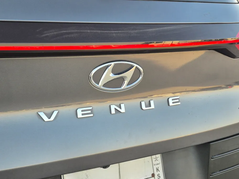 2024 Hyundai Venue Smart