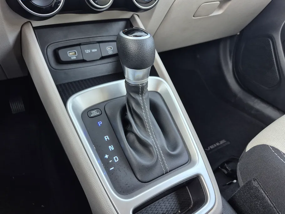 2024 Hyundai Venue Smart