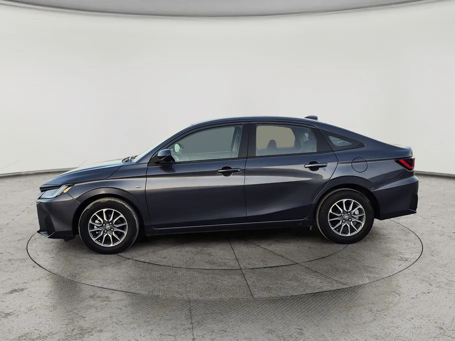 2024 Toyota Yaris  Y