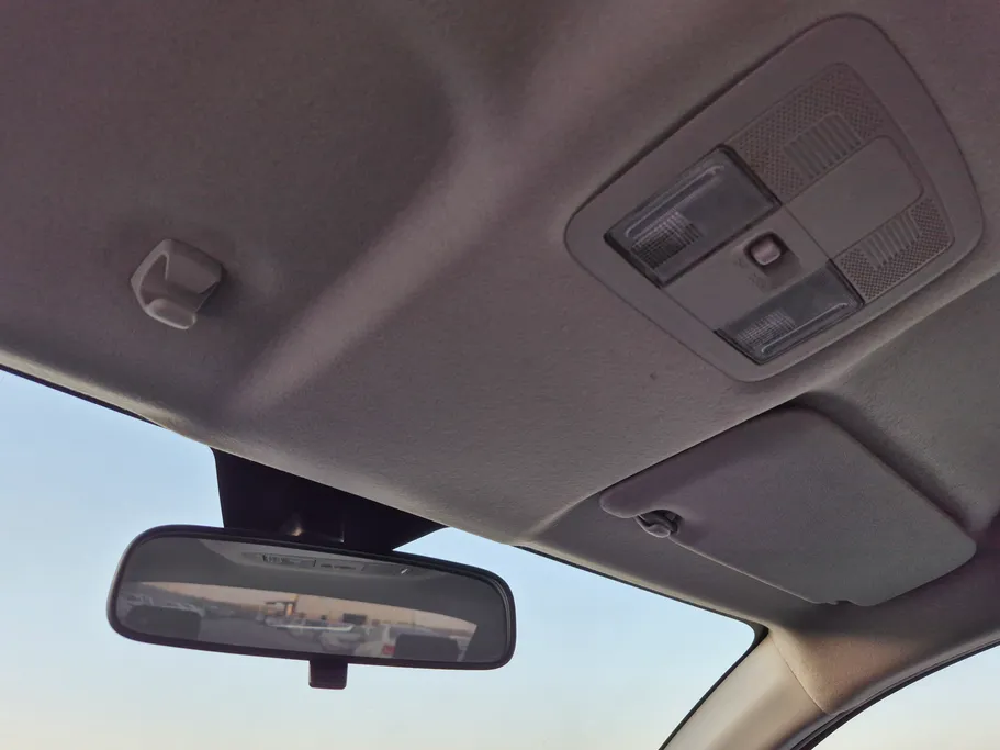 2024 Toyota Yaris  Y