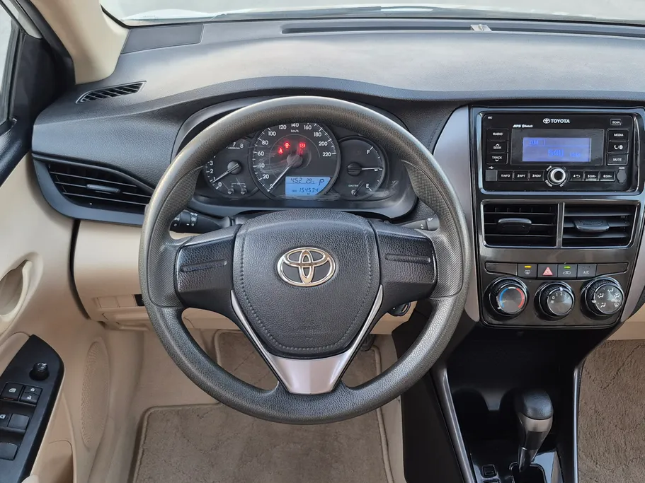 تويوتا يارس Y 2021 