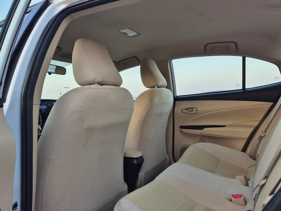 تويوتا يارس Y 2021 