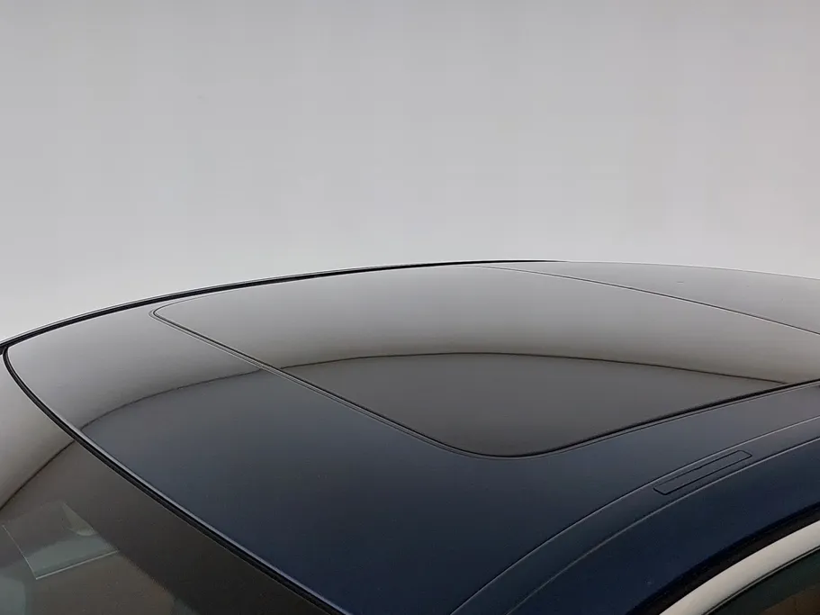 بي ام دبليو الفئة الخامسة 520i 2023