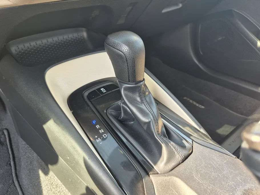 تويوتا كورولا XLI 2022 