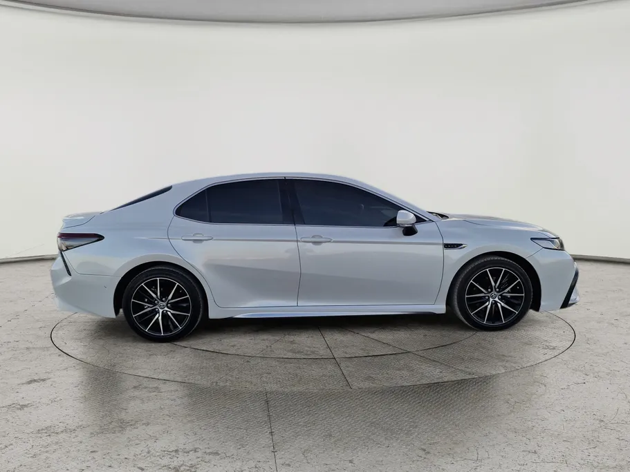 2024 Toyota Camry  SE 