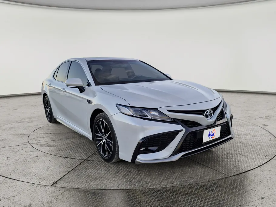 تويوتا كامري SE 2024 