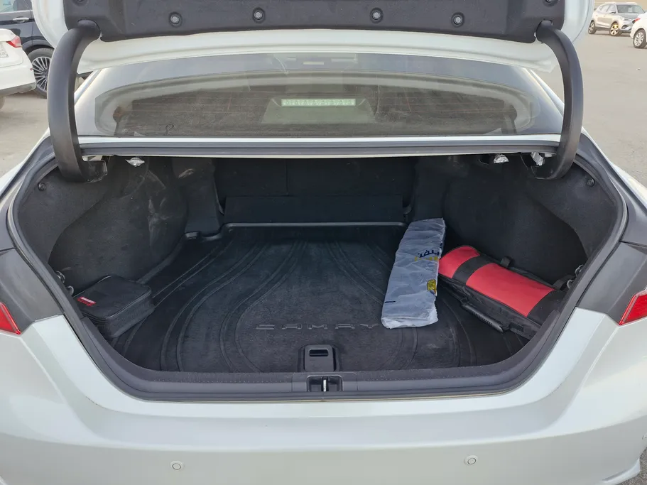 تويوتا كامري SE 2024 