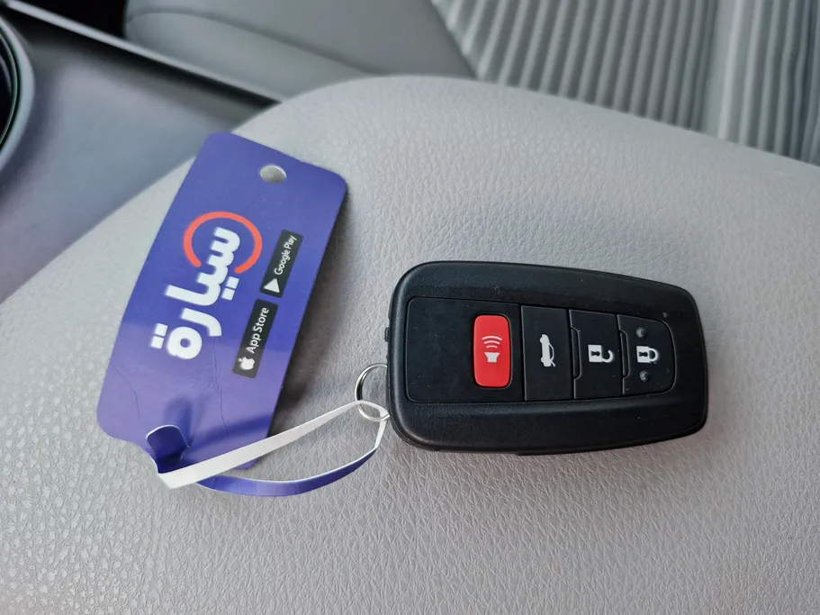 تويوتا كامري SE 2024 