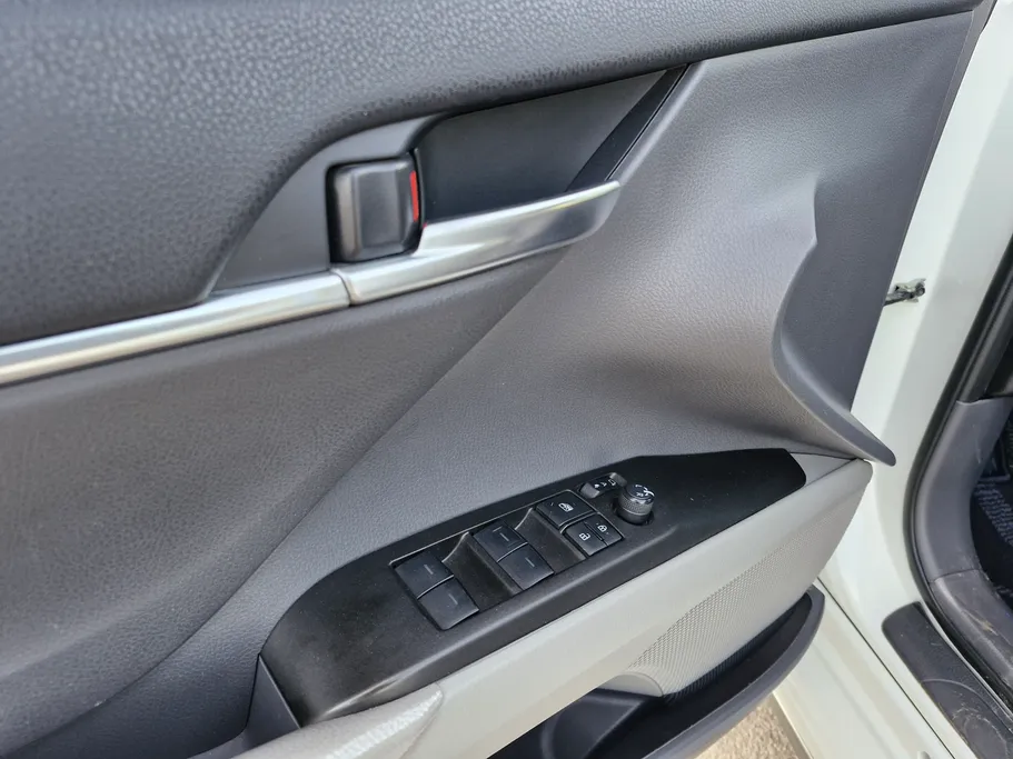 تويوتا كامري SE 2024 