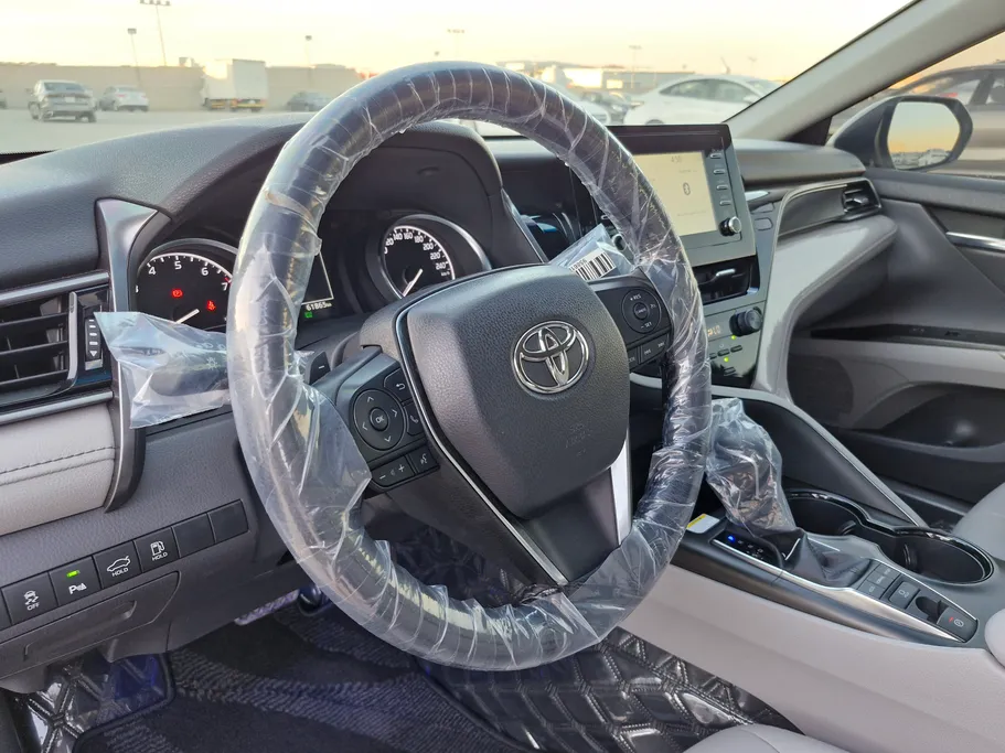 تويوتا كامري SE 2024 