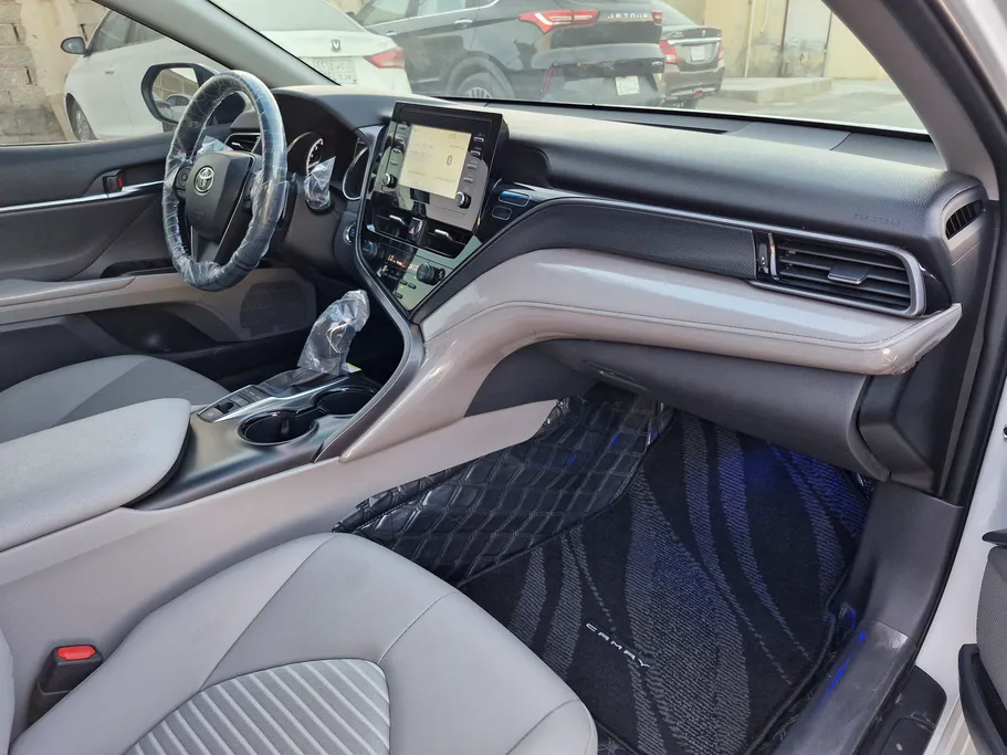 تويوتا كامري SE 2024 