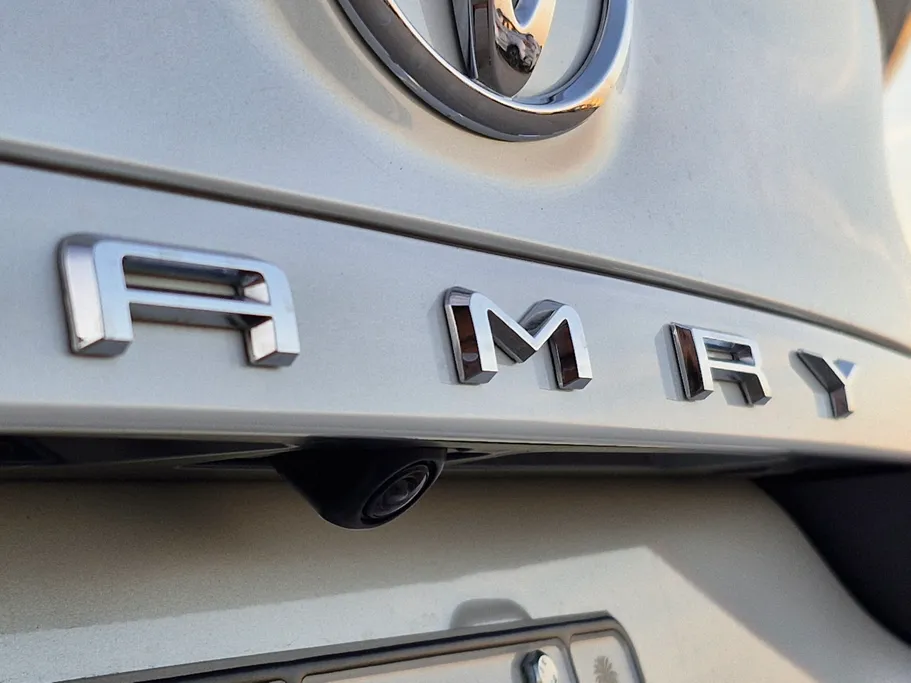 تويوتا كامري SE 2024 