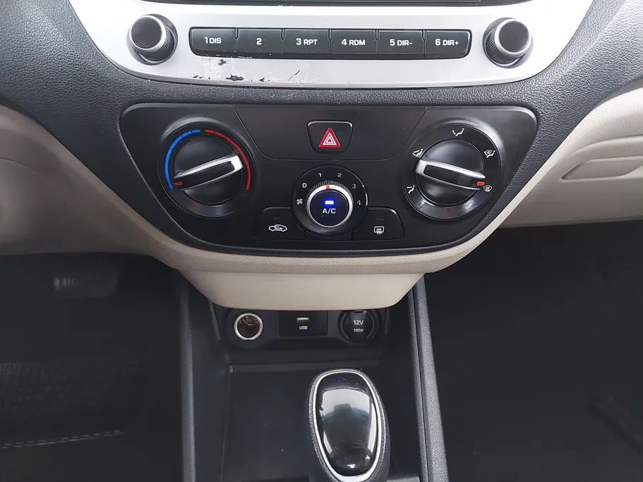 2023 Hyundai Accent Smart 