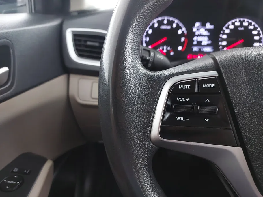 2023 Hyundai Accent Smart 