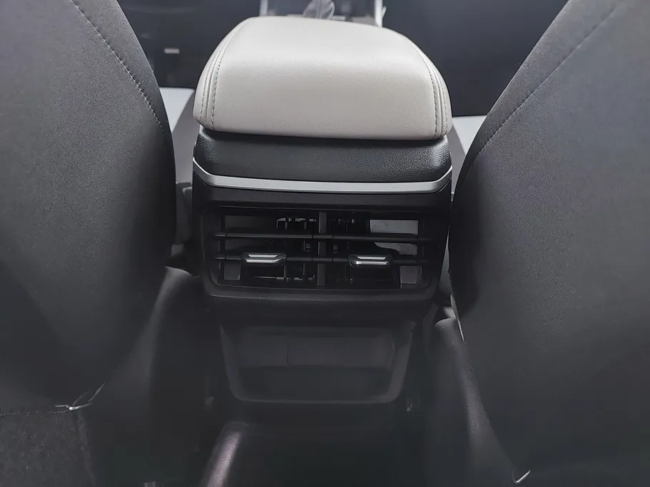 2024 جيلي Emgrand GS