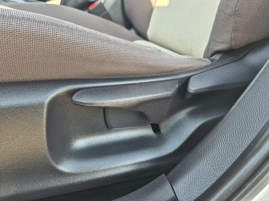 تويوتا كورولا XLI 2023 