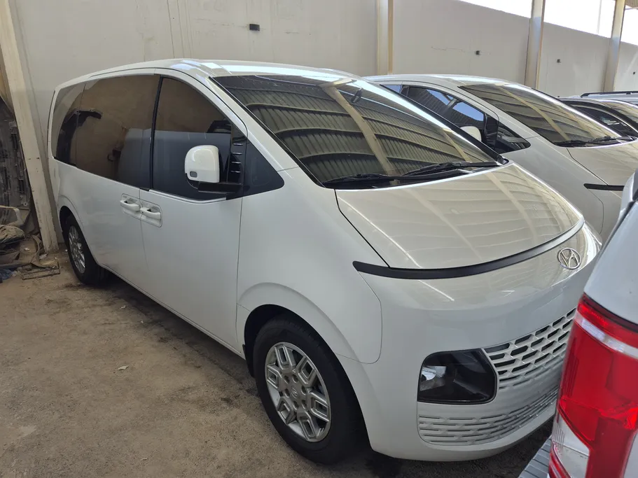 2023 Hyundai Staria Smart 11 ST 