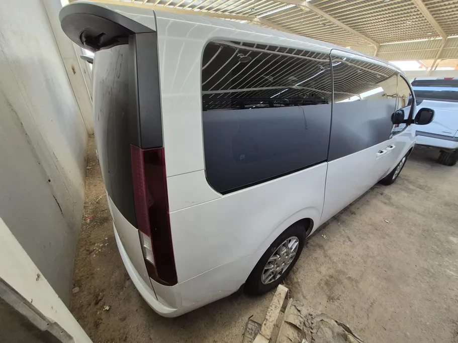 2023 Hyundai Staria Smart 11 ST 
