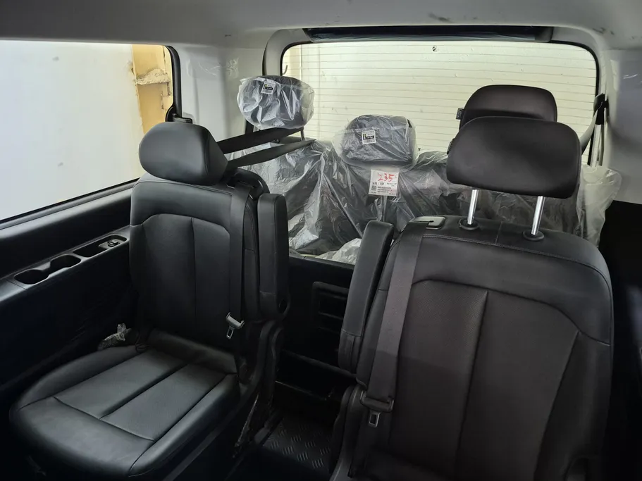 2023 Hyundai Staria Smart 11 ST 