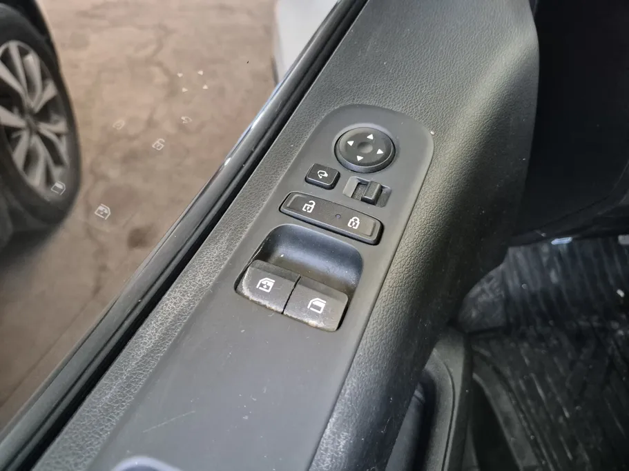 هيونداي ستاريا سمارت 11 مقاعد 2022 