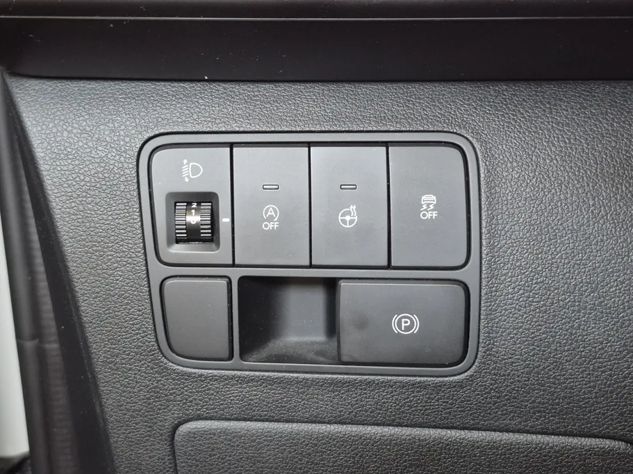 هيونداي ستاريا سمارت 11 مقاعد 2022 