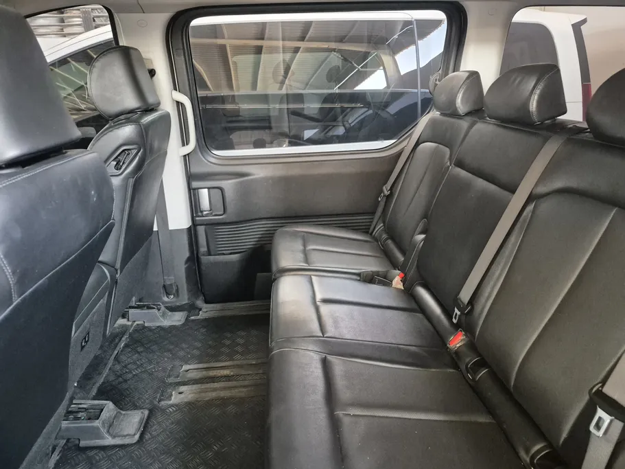 هيونداي ستاريا سمارت 11 مقاعد 2022 