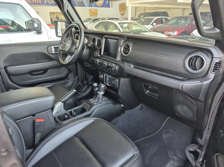 2021 Jeep Wrangler صحارى 