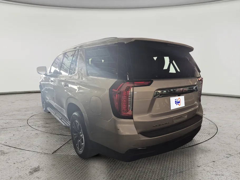 2023 GMC Yukon SLE 
