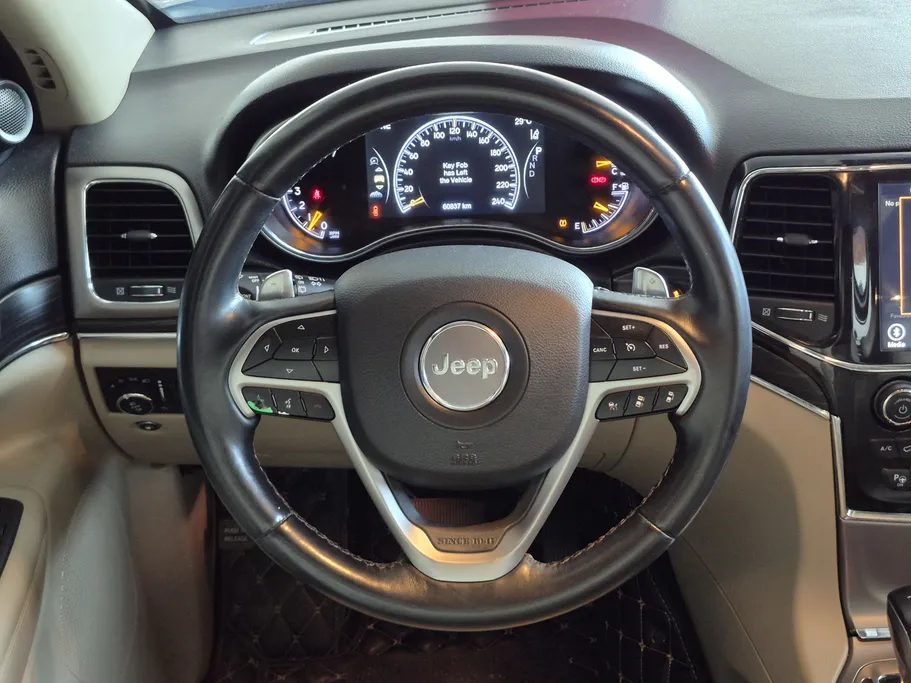 جيب جراند شيروكي ليمتد 2021 