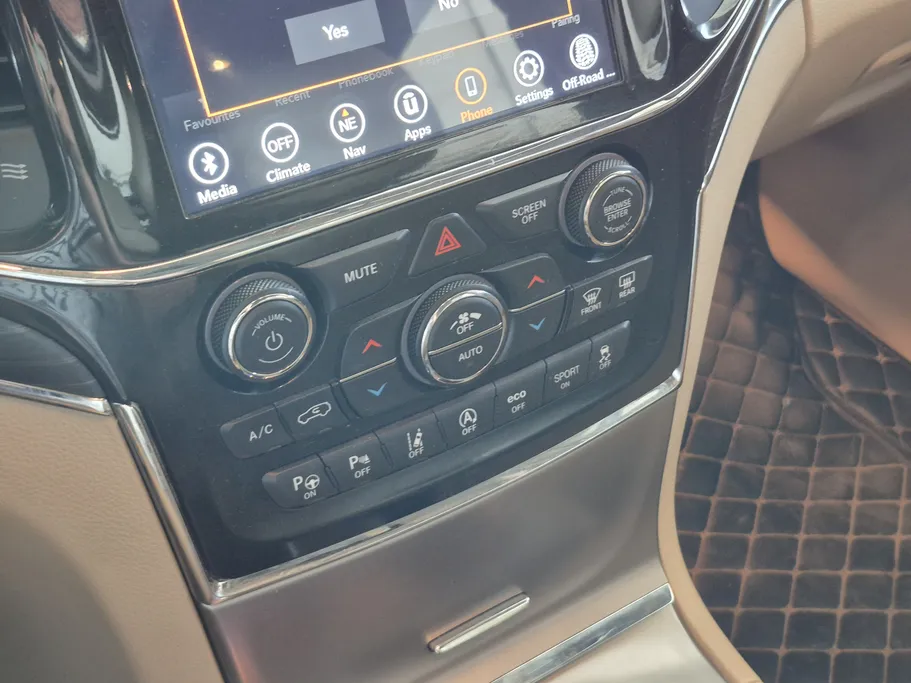 جيب جراند شيروكي ليمتد 2021 