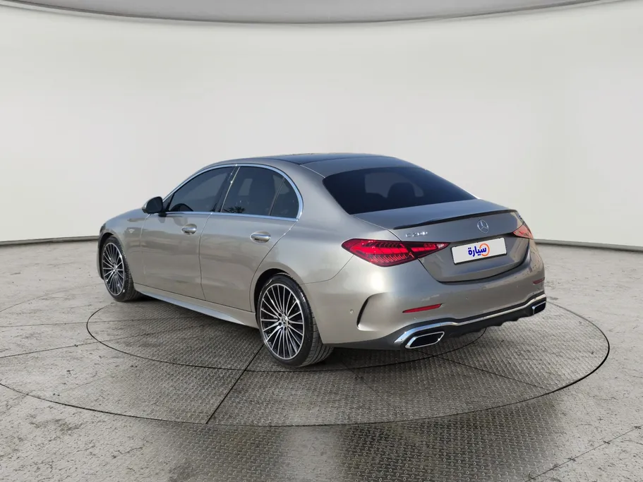 مرسيدس C 200 2024 