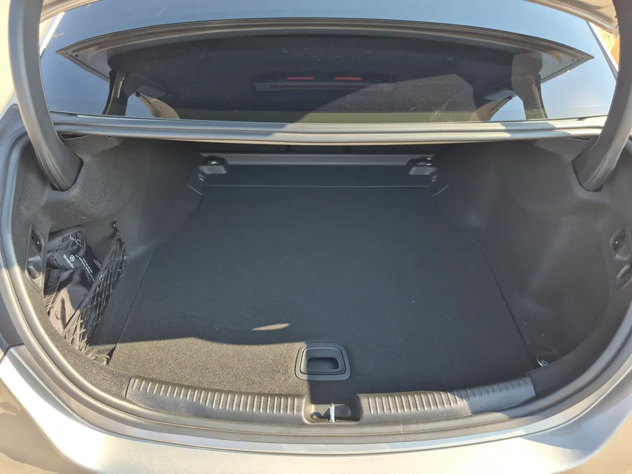 مرسيدس C 200 2024 