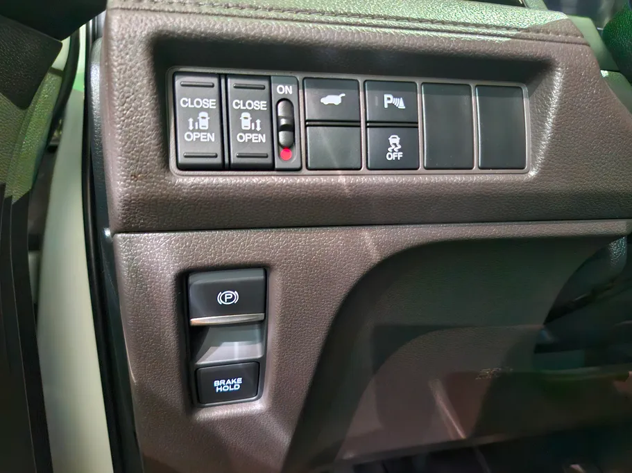 هوندا اوديسي LX 2022 