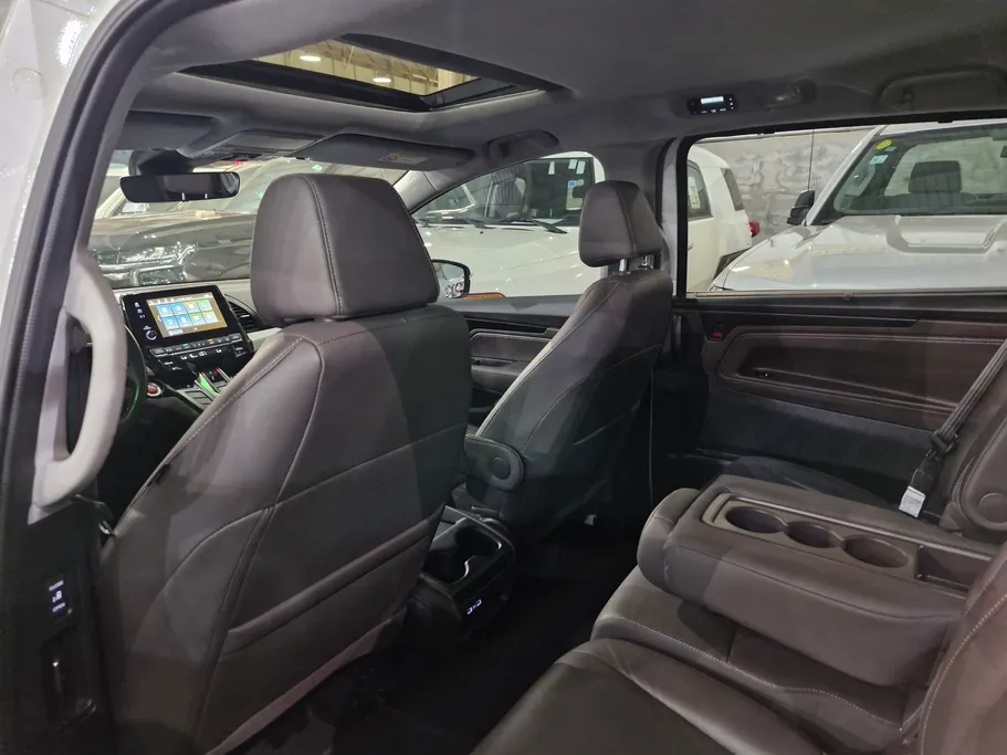 هوندا اوديسي LX 2022 