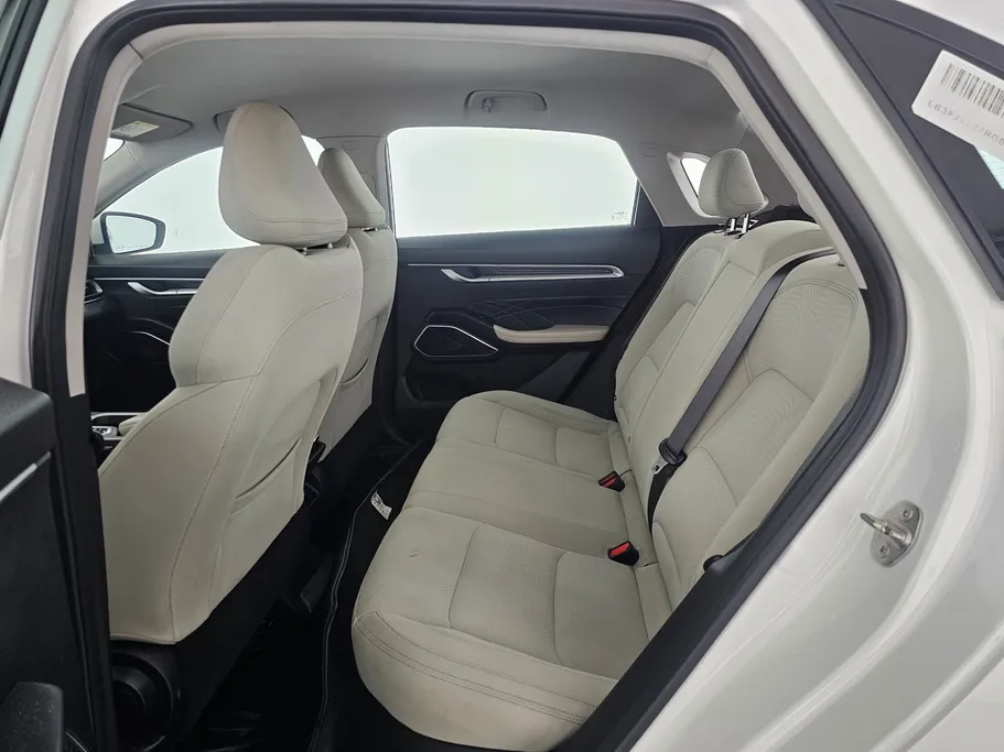 جيلي امجراند GS 2024 