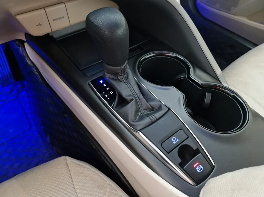 2024 Toyota Camry  GLE 