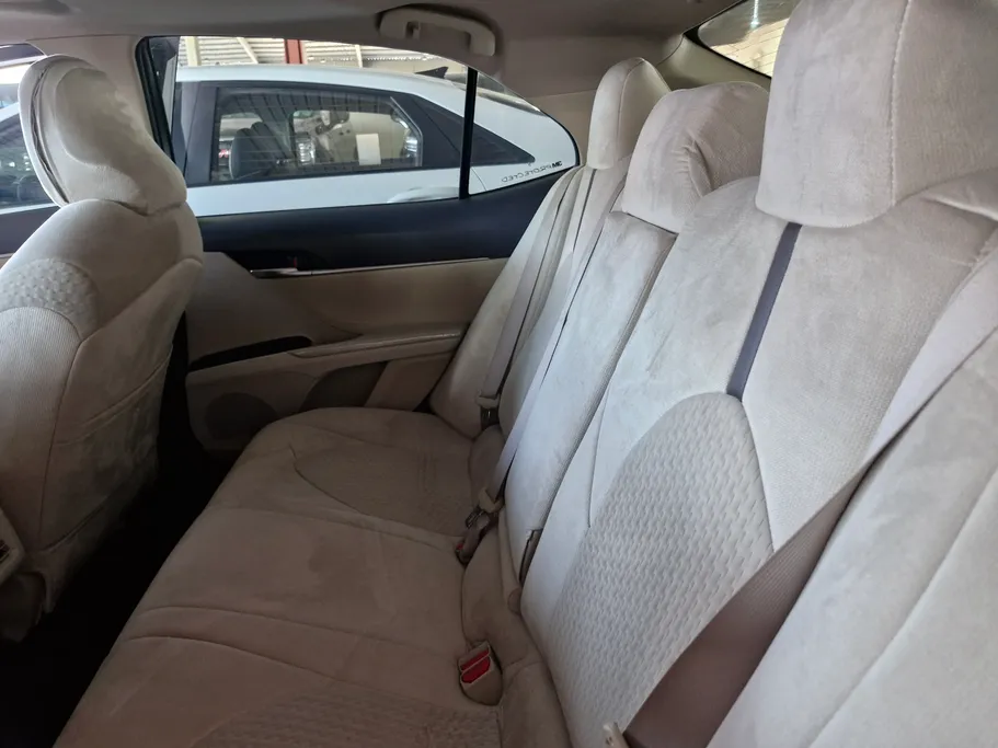 2024 Toyota Camry  GLE 