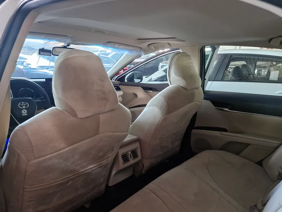 2024 Toyota Camry  GLE 