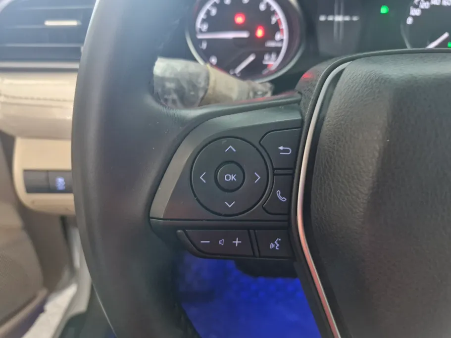 2024 Toyota Camry  GLE 