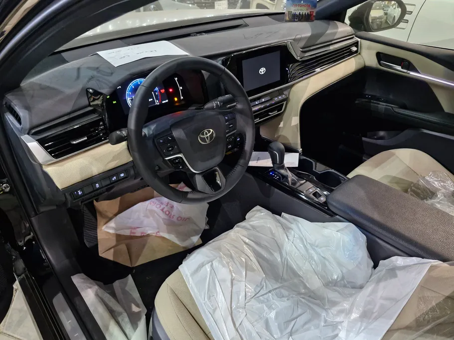 2025 Toyota Camry  LE 