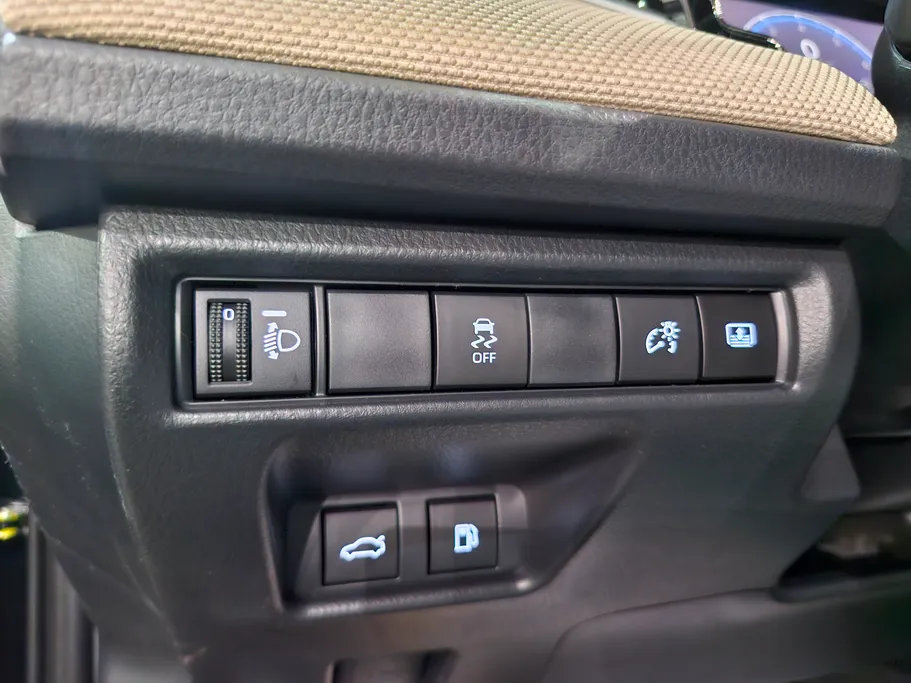 2025 Toyota Camry  LE 