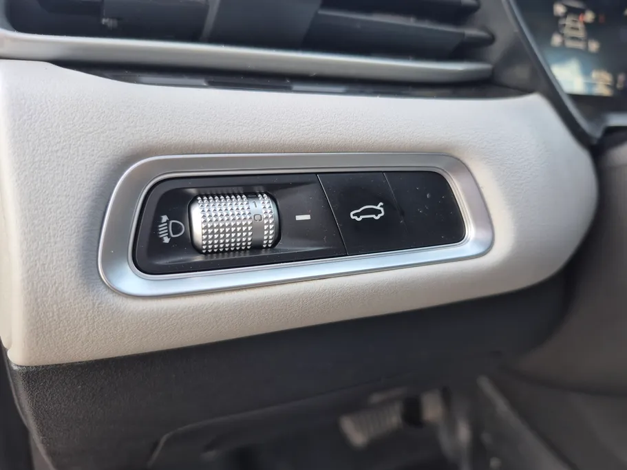 2023 Geely Emgrand GF 