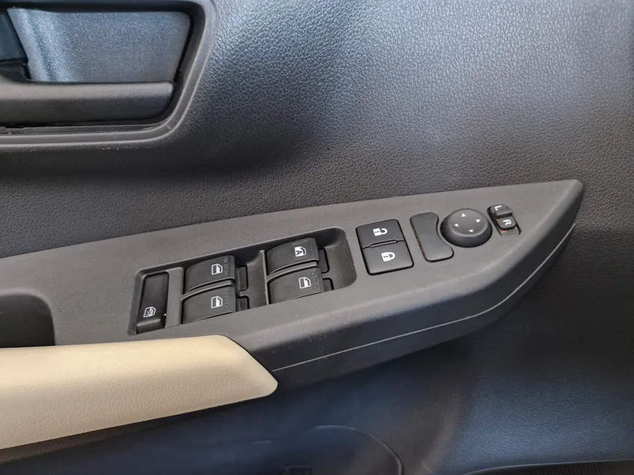 2024 Toyota Yaris  Y 