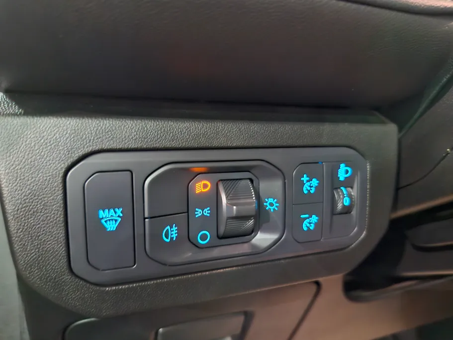 2023 Ford Taurus Ambiente New Shape 