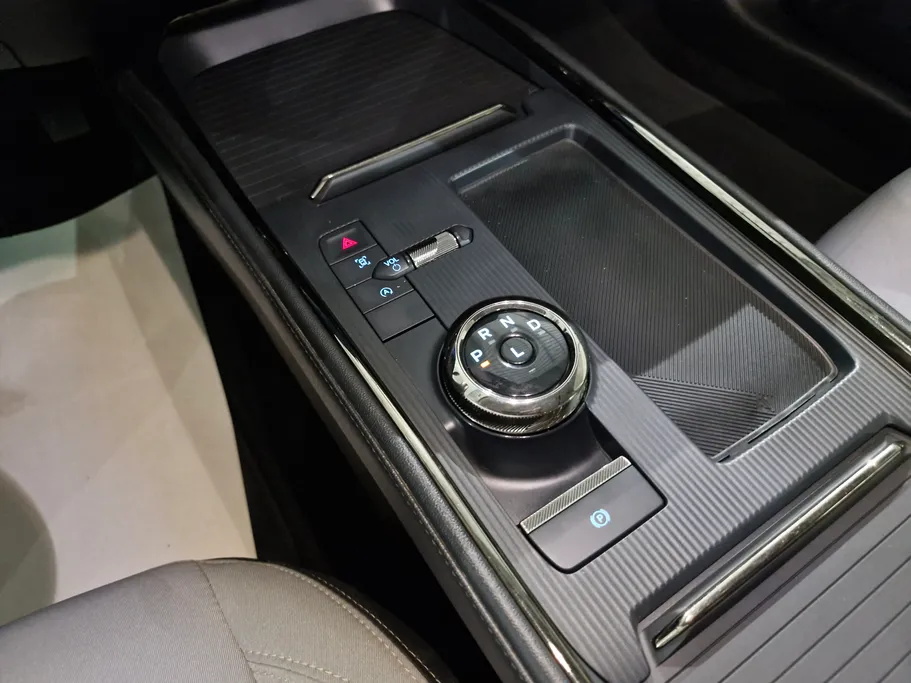 2023 Ford Taurus Ambiente New Shape 