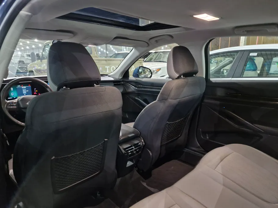 2023 Ford Taurus Ambiente New Shape 