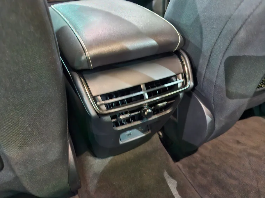 2023 Ford Taurus Ambiente New Shape 