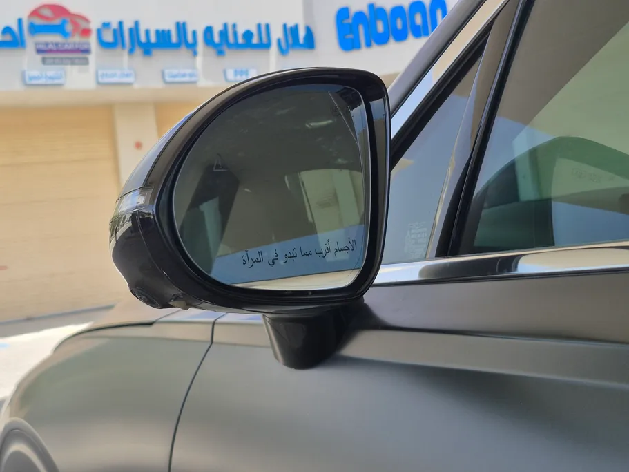 2025 Genesis GV70 Premium 