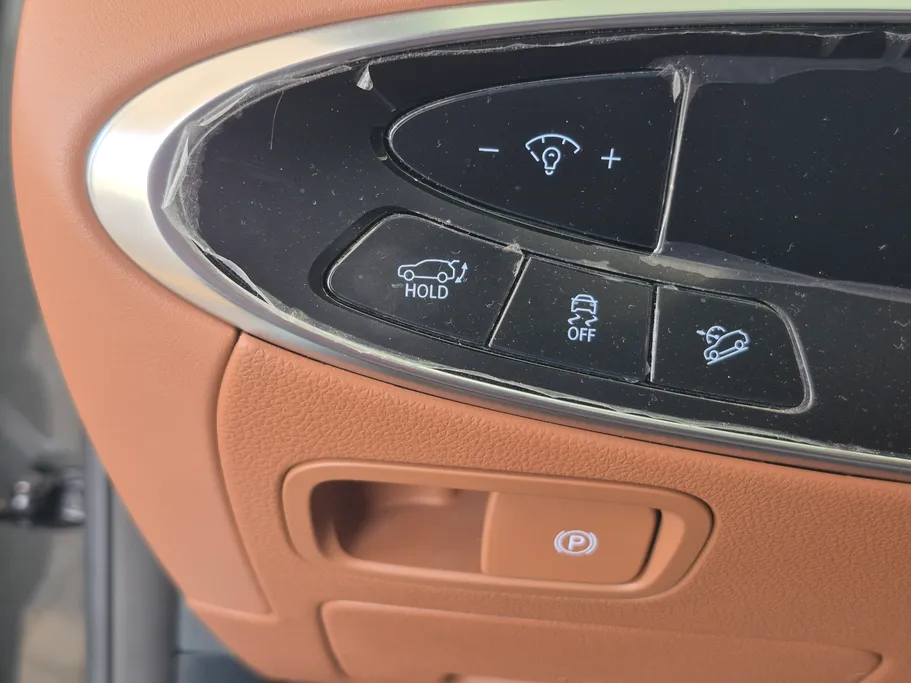 2025 Genesis GV70 Premium 