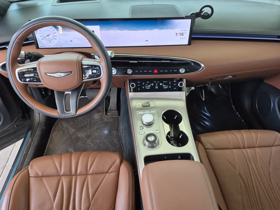 2025 Genesis GV70 Premium 